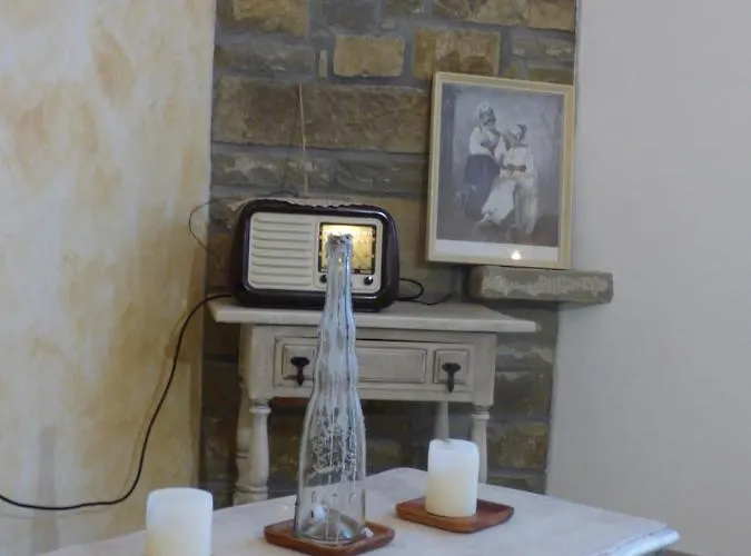 Hisa Sterna - Well House بيت للعطل